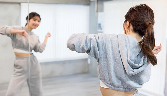 ダンスの基礎をゼロから解説！自宅でできる練習法と上達のコツ