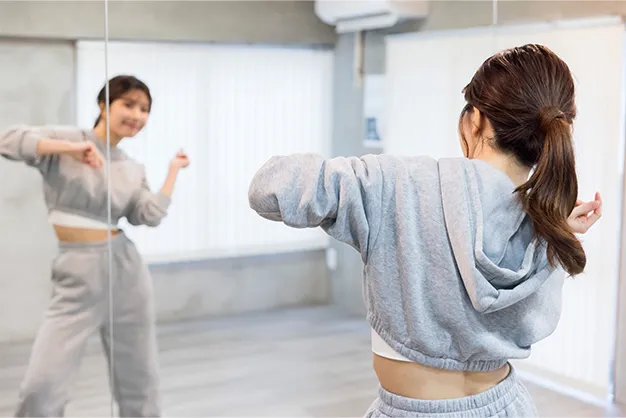ダンスの基礎をゼロから解説！自宅でできる練習法と上達のコツ